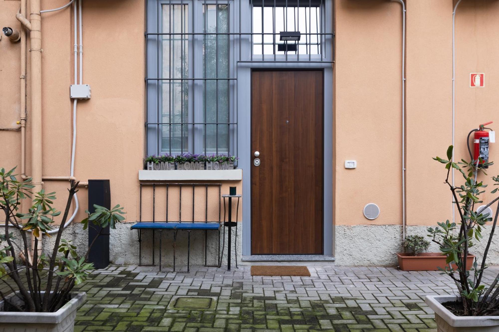 Moderno E Confortevole Loft Tra Navigli E Bocconi ミラノ エクステリア 写真